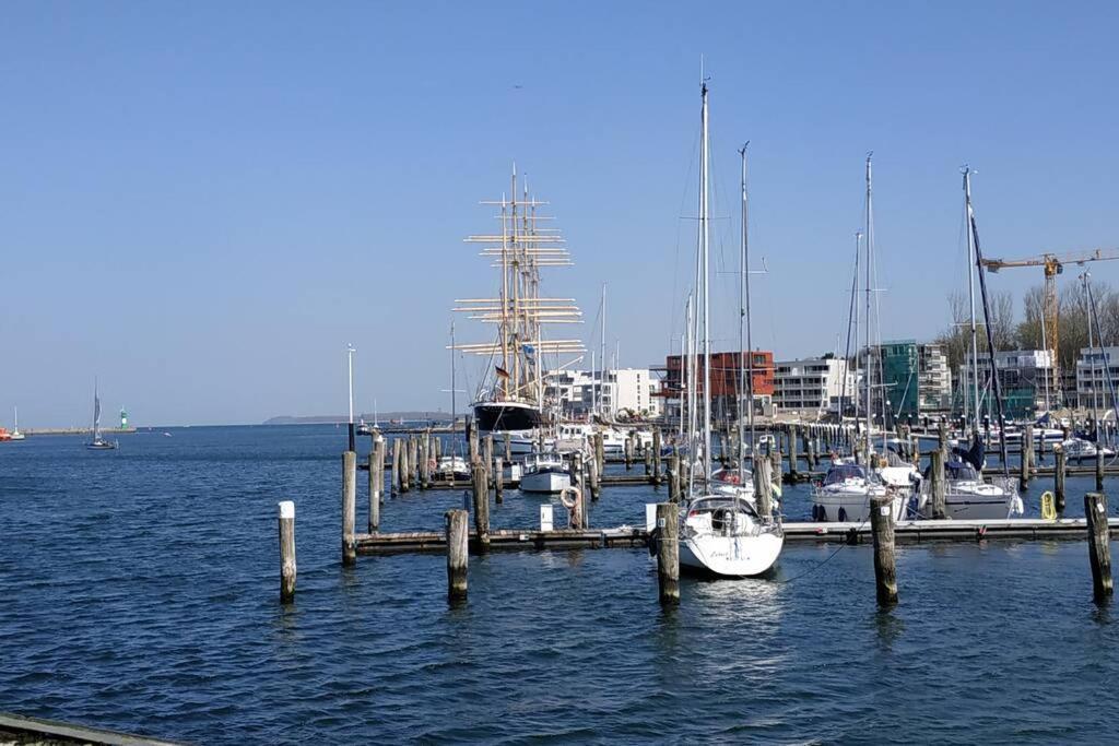 Traveloge Mit Schwimmbad Und Sauna Lubeck Exterior photo